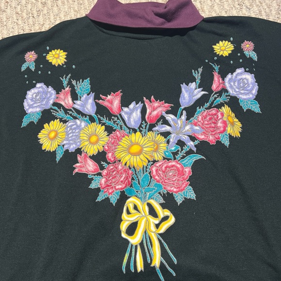 Vintage Floral Crewneck - Picture 2 of 5